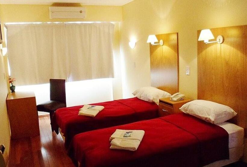 اتاق استاندارد, Juramento De Lealtad Townhouse