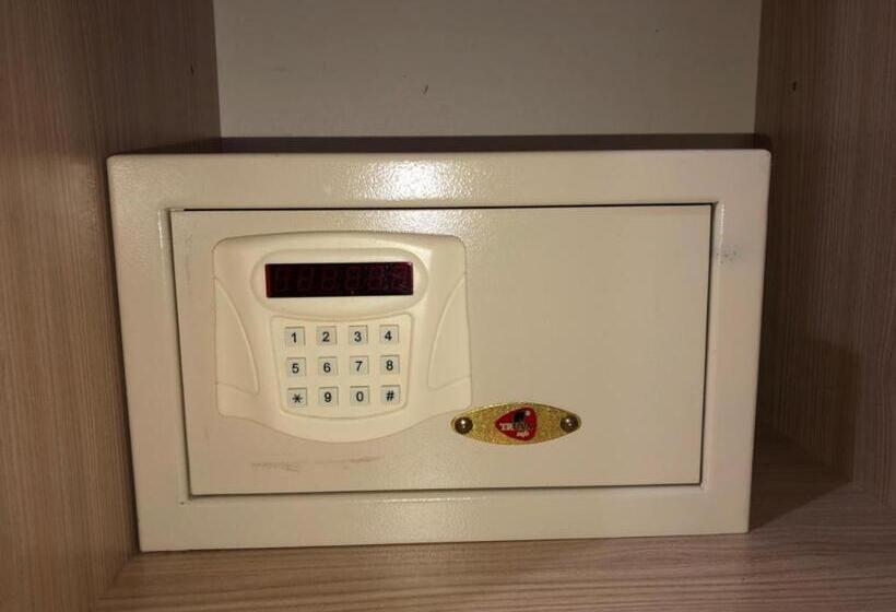 اتاق استاندارد چهار تخته, şehir Hotel Old City