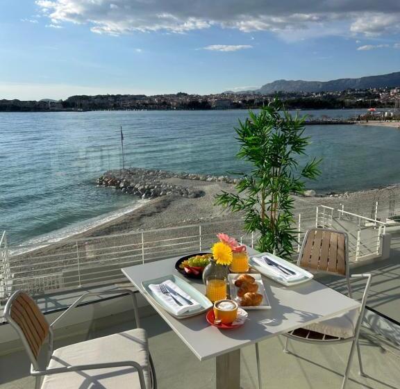 프리미엄 스위트 바다 전망, Split