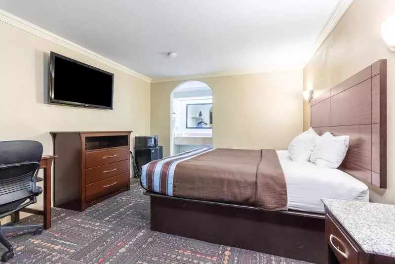 スタンダードルーム, Americas Best Value Inn I 45 / Loop 610