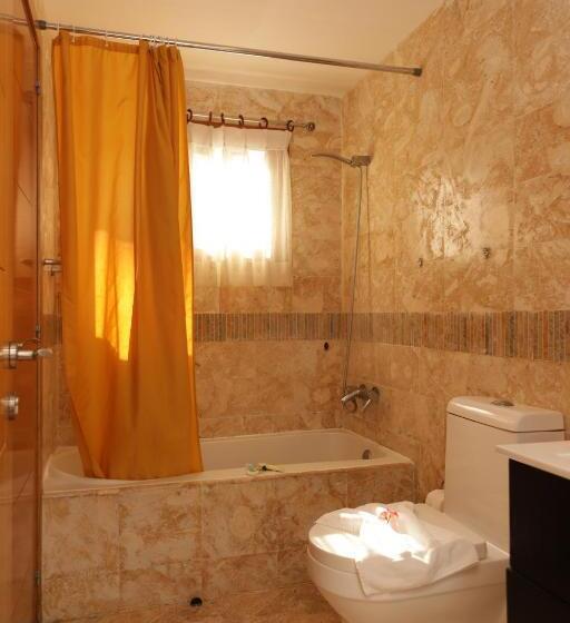 سوییت جونیور, Sybaris Suites & Residences