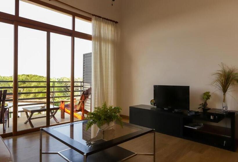 سوییت جونیور, Sybaris Suites & Residences