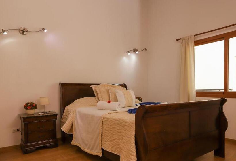 سوییت جونیور, Sybaris Suites & Residences