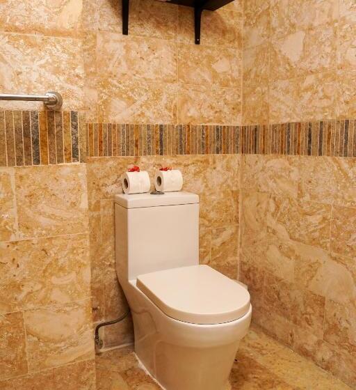 سوییت خانوادگی, Sybaris Suites & Residences