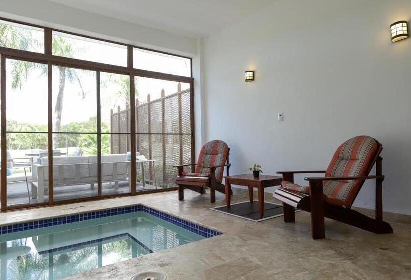 سوئیت جونیور پریمیوم, Sybaris Suites & Residences