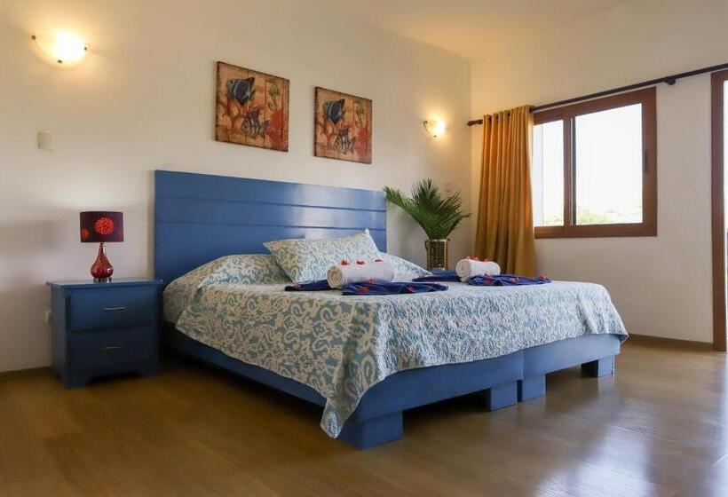 سوئیت سینیور, Sybaris Suites & Residences