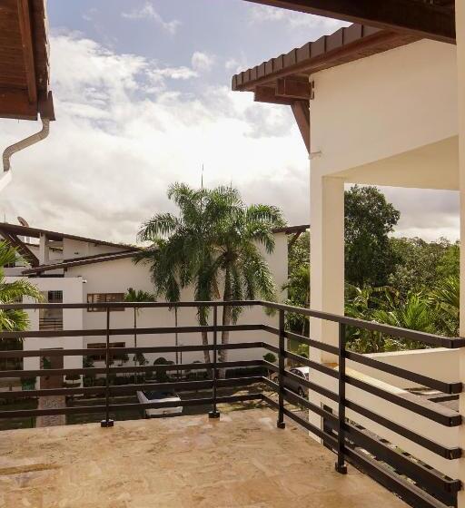 سوئیت پنت هاوس, Sybaris Suites & Residences