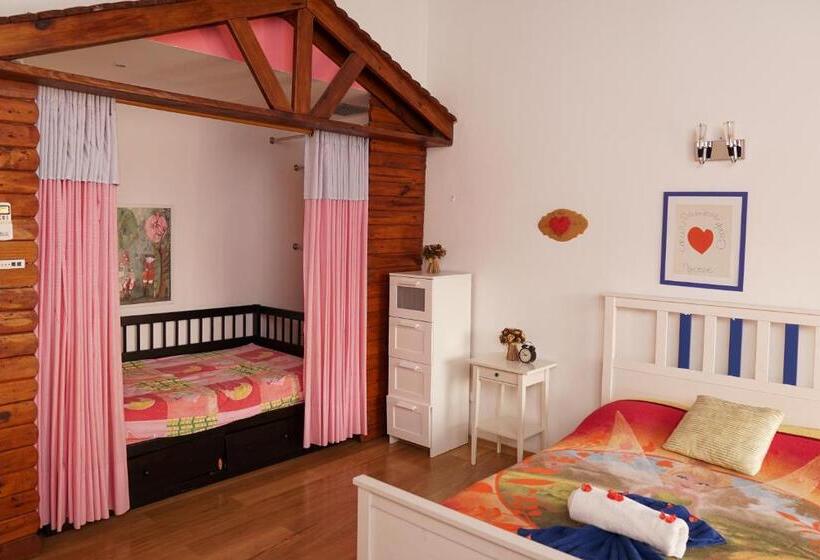 سوئیت پنت هاوس, Sybaris Suites & Residences