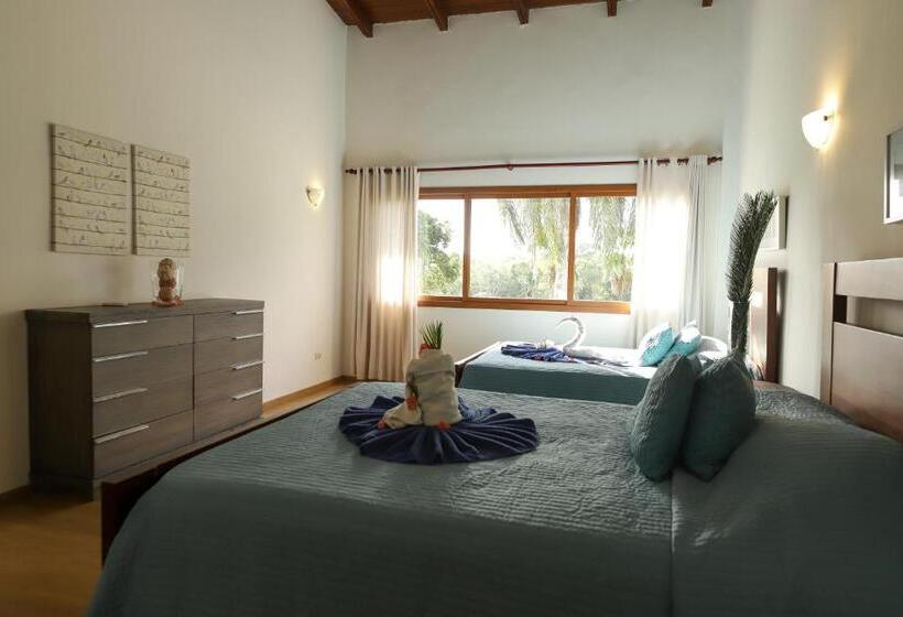 سوئیت پنت هاوس, Sybaris Suites & Residences