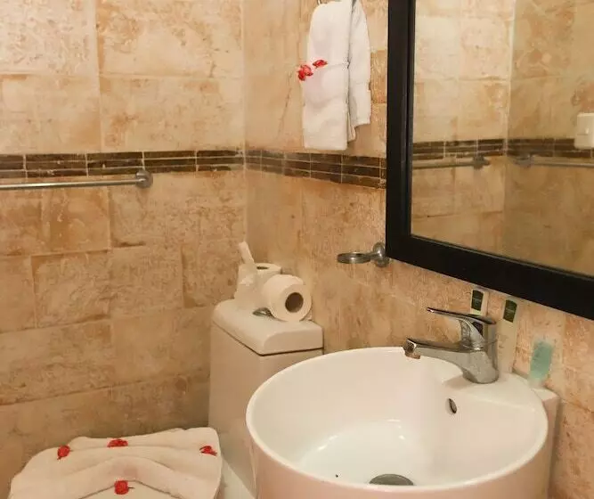 سوییت جونیور, Sybaris Suites & Residences