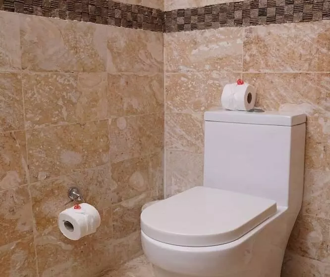 سوییت خانوادگی, Sybaris Suites & Residences