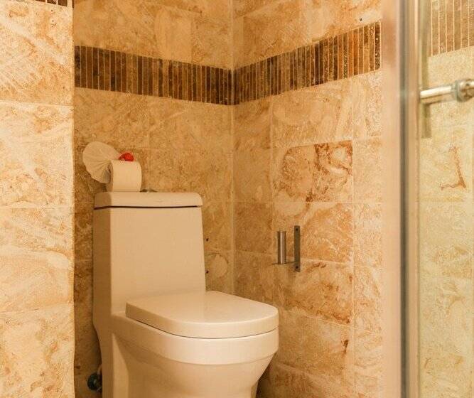 سوییت خانوادگی, Sybaris Suites & Residences