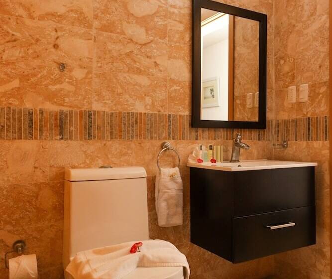 سوییت جونیور, Sybaris Suites & Residences