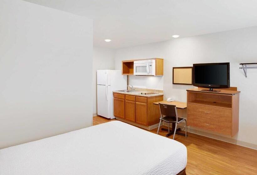 إستوديو قياسى, Woodspring Suites College Station