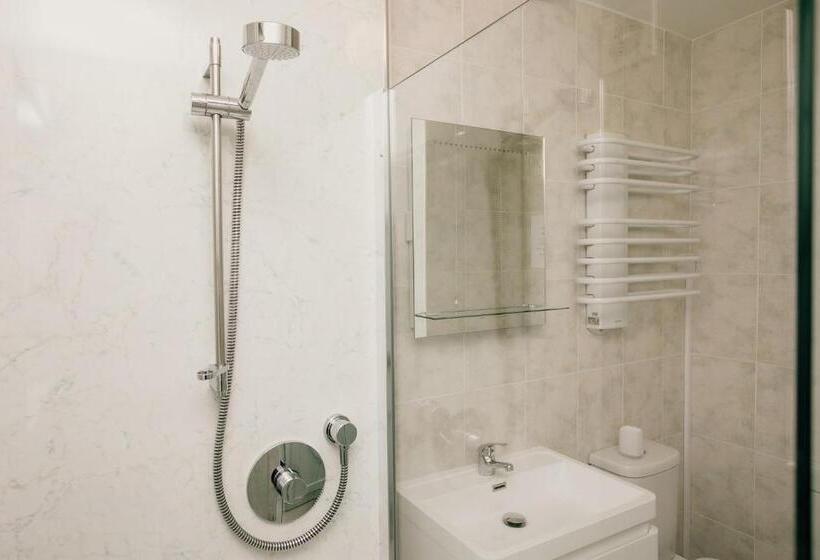 شقة غرفة نوم واحدة بالطابق الأرضى, Galwad Y Mor