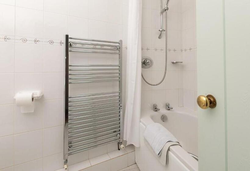 شقة 3 غرف, Galwad Y Mor