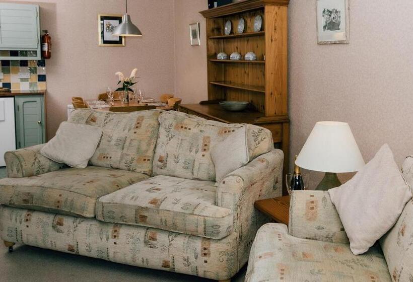 شقة غرفة نوم واحدة مزودة بشُرفة, Galwad Y Mor