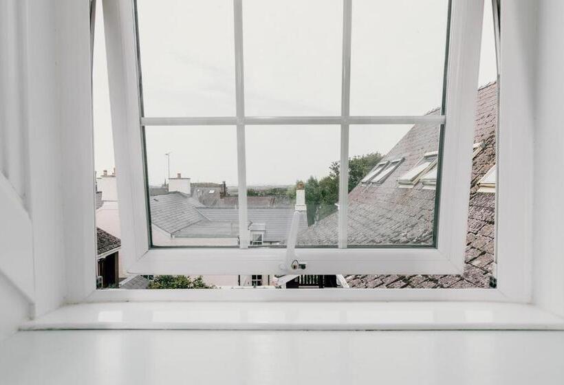 شقة غرفة نوم واحدة مزودة بشُرفة, Galwad Y Mor