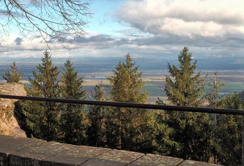 غرفة قياسية مطلة على الجبل, Au Jardin De La Maison Des Soeurs