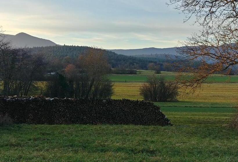 غرفة قياسية مطلة على الجبل, Au Jardin De La Maison Des Soeurs