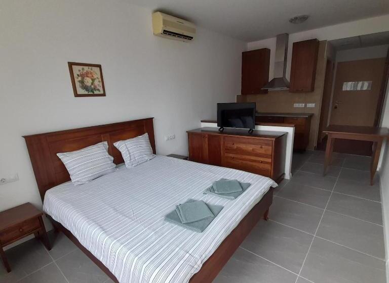 标准间带阳台, Demizson Panzio