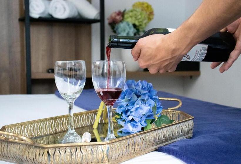 带按摩浴盆的套房, Bacatá Plaza