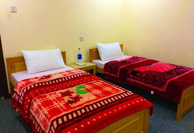 اتاق استاندارد با چشم‌انداز, Chitral Inn Resort