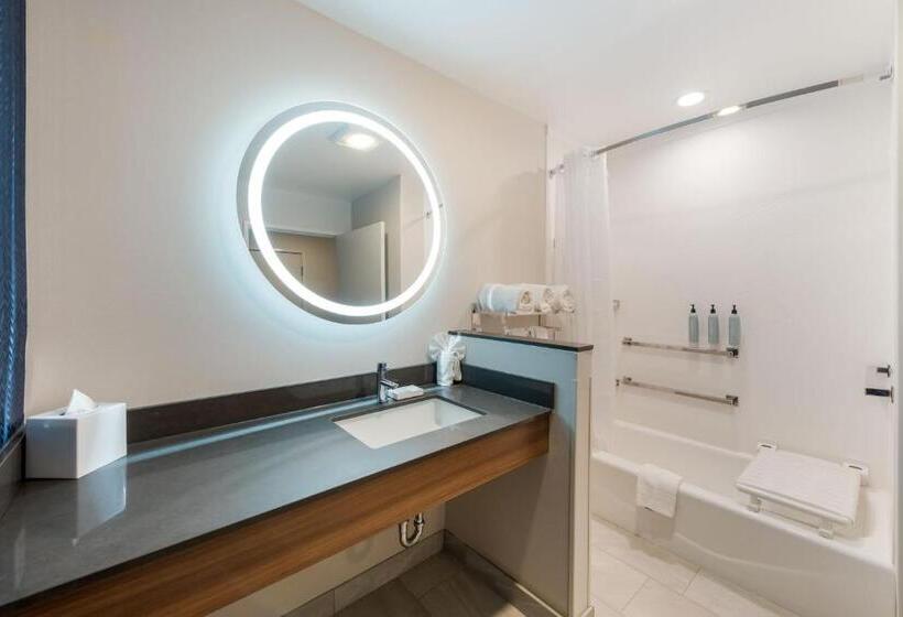Номер Стандарт, Fairfield By Marriott Inn & Suites Columbus Canal Winchester