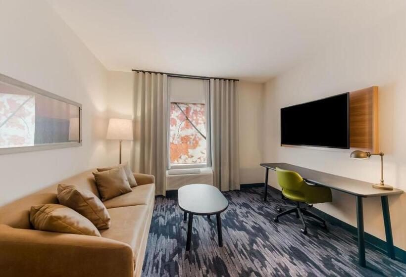 Президентский Люкс, Fairfield By Marriott Inn & Suites Columbus Canal Winchester