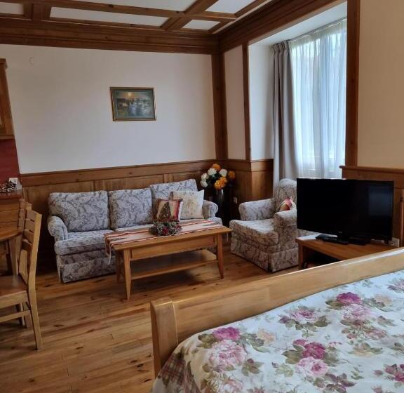 스탠다드 스튜디오 킹침대, Pirin Golf Hotel Private Studios