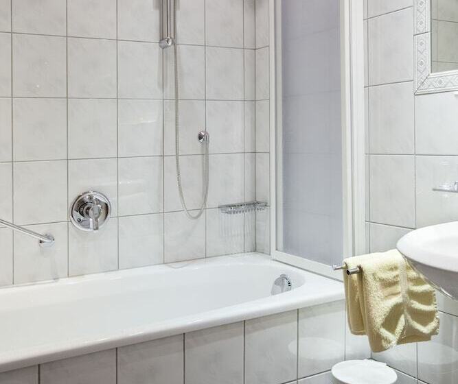 חדר קומפורט לשלושה, Die Arlbergerin   Limitless Escapes