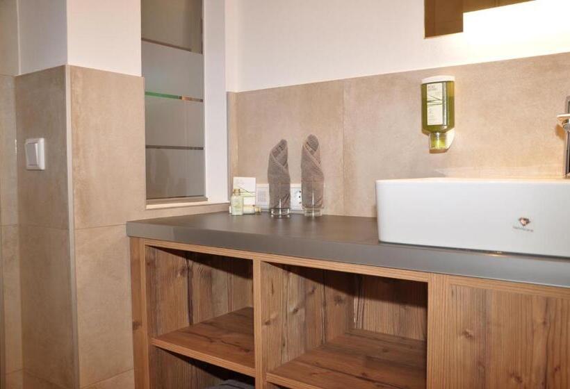 اتاق راحتی, Frauenschuh Garni