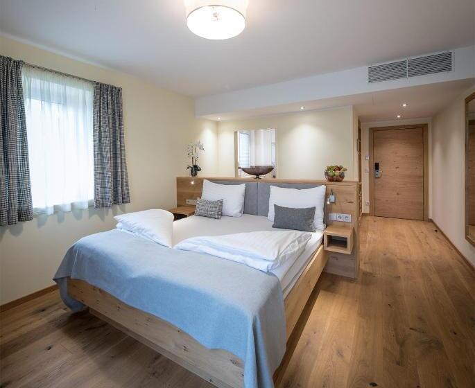 اتاق لوکس, Frauenschuh Garni