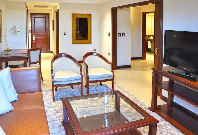 سوییت اجرایی, Amérian Hotel Casino Carlos V