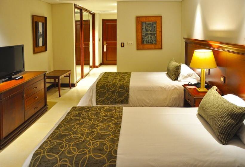 غرفة ديلوكس, Amérian Hotel Casino Carlos V