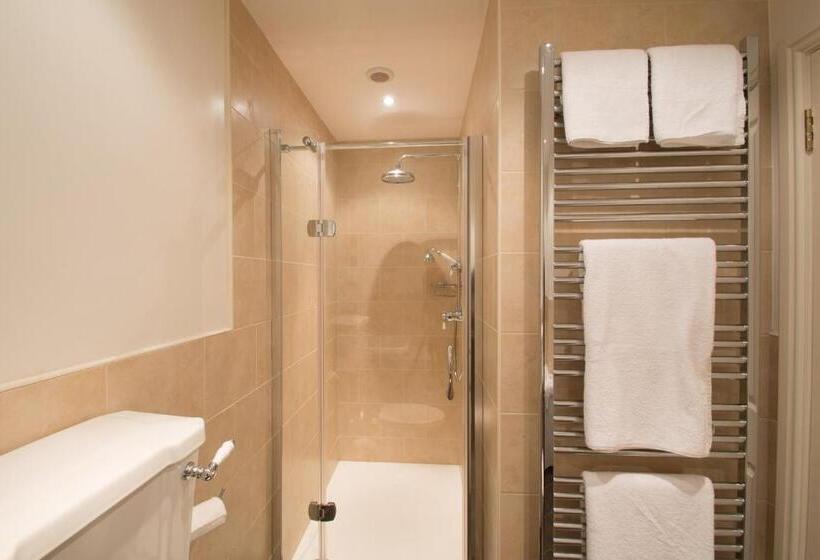 غرفة قياسية, Blackaddie House