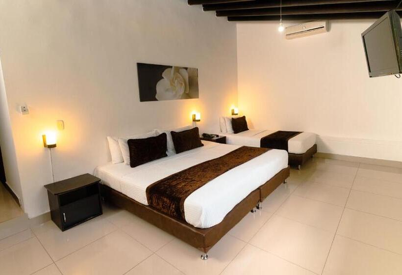 غرفة قياسية ثلاثية, Boutique las Rosas 5 G