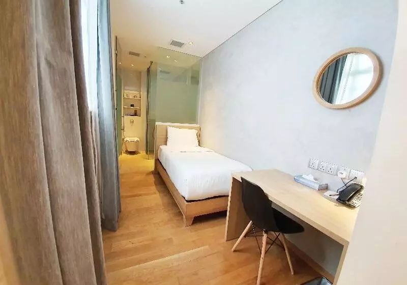 Deluxe Room, Clover 769 North Bridge Road