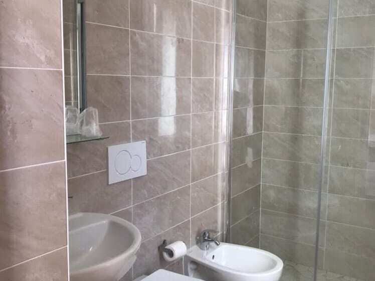 スタンダードルーム, Costazzurra