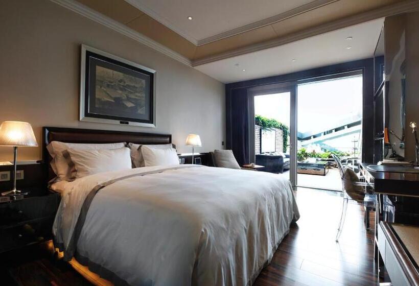 Номер Deluxe с Террасой, Eclat Beijing