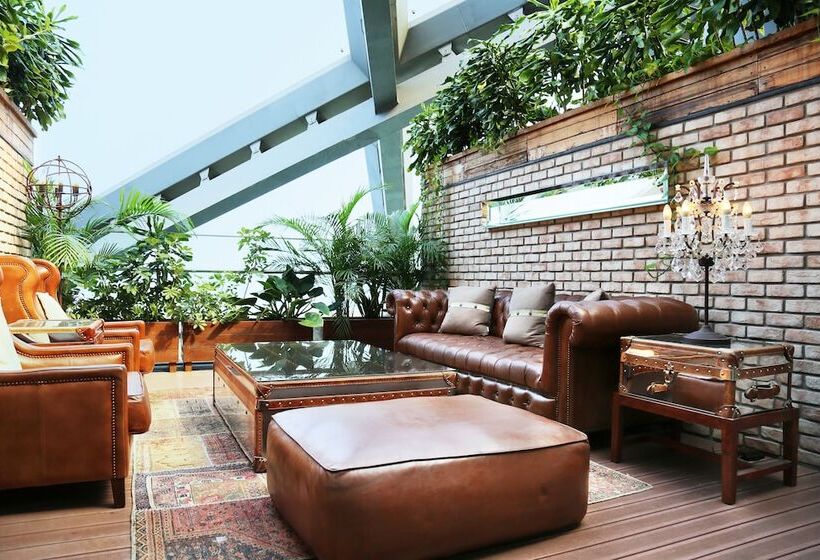 Номер Deluxe с Террасой, Eclat Beijing