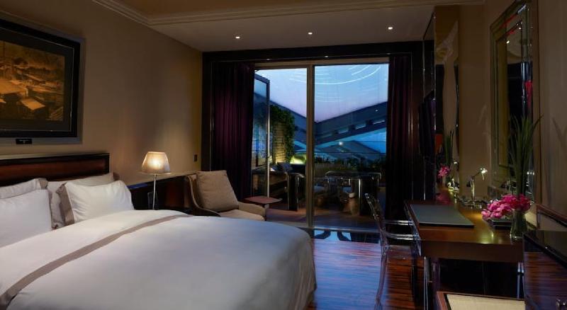Номер Deluxe с Террасой, Eclat Beijing