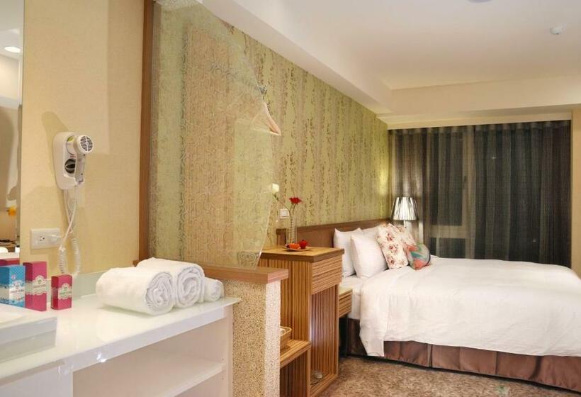 اتاق لوکس, Nagahiro