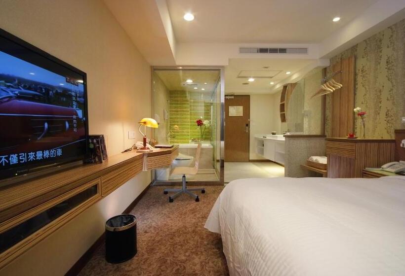 اتاق لوکس, Nagahiro