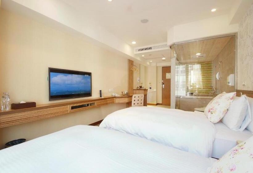 اتاق سوپریور, Nagahiro