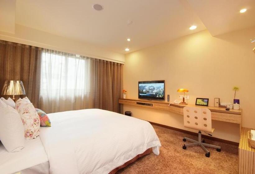 اتاق لوکس, Nagahiro