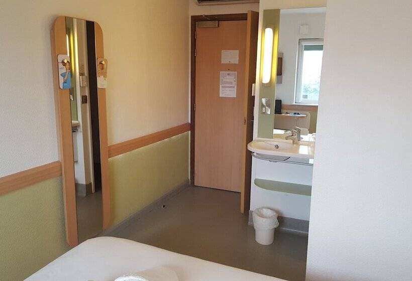 Номер Стандарт, Ibis Budget Leeds Centre Crown Point Road