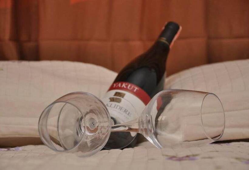 חדר סטנדרט לשלושה עם נוף לבריכה, Kleopatra Beach Yildiz