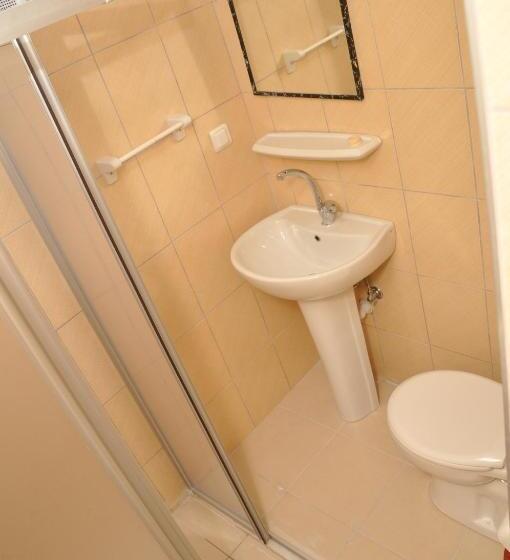 חדר סטנדרט לשלושה עם נוף לבריכה, Kleopatra Beach Yildiz