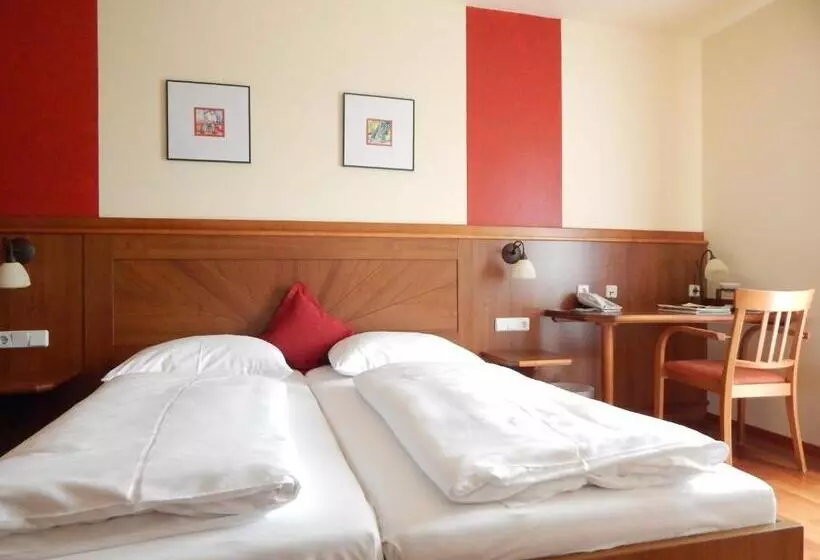 Standard-huone, Neustifter